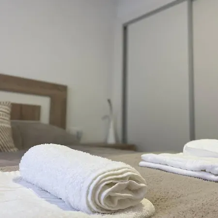 Appart hôtel Cies Homes Saenz Diez 14 - Your Ourense